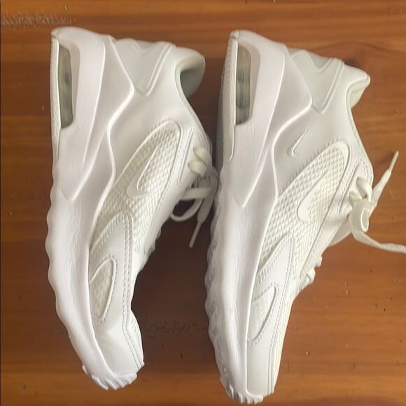 Nike Air Max White Athletic Sneakers - Picture 7 of 8